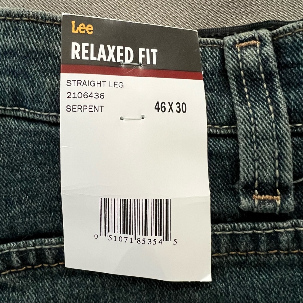 Lee Men's Relaxed Fit Straight Leg Jeans 46 x 30 - Picture 2 of 11
